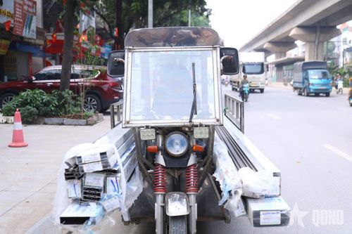 Hà Nội: Tăng cường kiểm tra, xử lý xe tự chế và xe máy chở hàng cồng kềnh