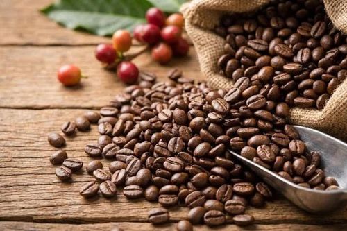 Cà phê trong nước đi ngang, chờ nguồn cung vụ mới từ tháng 11