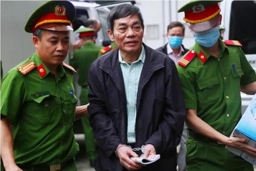 Cựu lãnh đạo Tổng công ty Thép Việt Nam duyệt gói thầu 160 triệu USD dù được chào giá 116 triệu USD