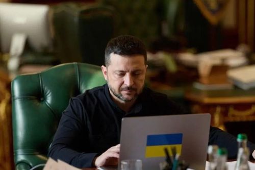 Tổng thống Ukraine ra điều kiện ngừng tấn công nhà máy lọc dầu Nga