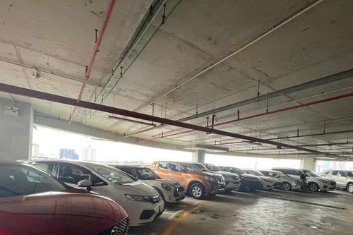 Hà Nội muốn bãi đỗ xe phải truyền dữ liệu về thành phố, khách không trả tiền mặt