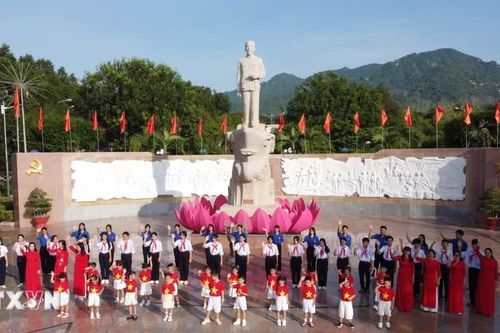 Khánh Hòa lan tỏa giá trị lịch sử sự kiện Bác Hồ đến vịnh Cam Ranh