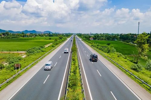 Điều chỉnh giảm tốc độ tối đa trên cao tốc Cầu Giẽ-Ninh Bình xuống 100 km/giờ