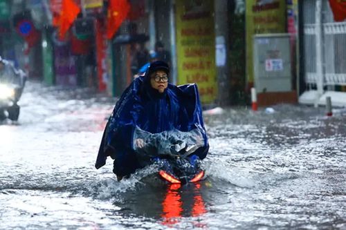 Thời tiết từ nay đến cuối năm: Bão, mưa to và không khí lạnh diễn biến thế nào?