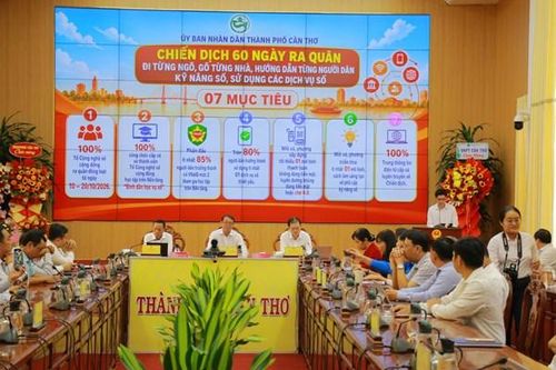 Cần Thơ phổ cập kỹ năng số đến người dân