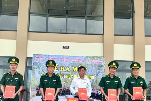 Đắk Lắk: Bộ đội Biên phòng ra mắt mô hình 'Tiết học biên cương' cho học sinh vùng biên