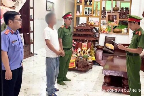 Quảng Ngãi: Khởi tố vợ chồng chủ kênh 'Già làng Tây Nguyên'