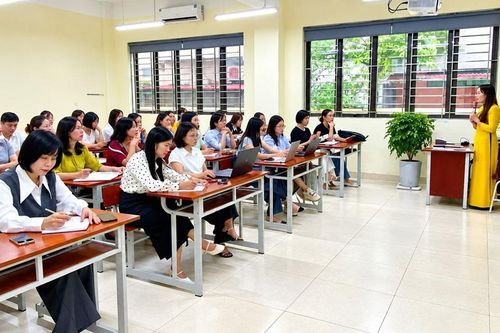 Chuyển giao 18 chuyên đề bồi dưỡng học sinh giỏi cấp thành phố