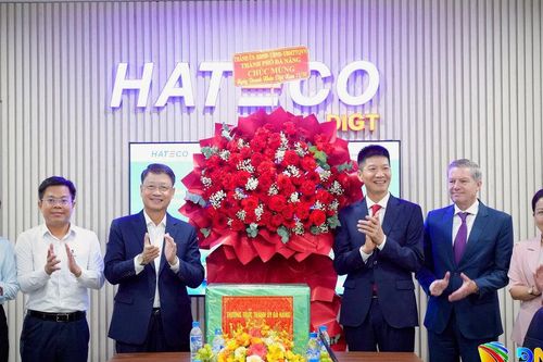 Phó Bí thư Thành ủy Đà Nẵng Ngô Xuân Thắng thăm, chúc mừng doanh nghiệp nhân ngày Doanh nhân Việt Nam 13/10