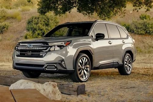 Subaru Forester hybrid sắp về Việt Nam, giá dự kiến 1,5 tỷ đồng