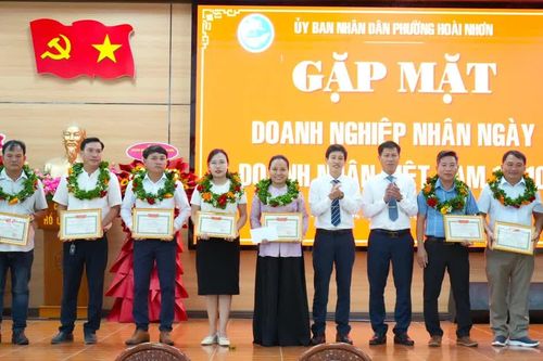 Phường Hoài Nhơn và xã Ia Púch gặp mặt doanh nghiệp, doanh nhân tiêu biểu