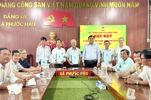 Hội Nông dân xã Phước Hậu ra mắt các chi, tổ hội nghề nghiệp, câu lạc bộ môi trường