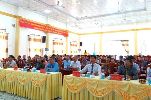 Xã Diên Khánh gặp mặt doanh nghiệp, hợp tác xã và hộ kinh doanh nhân Ngày Doanh nhân Việt Nam