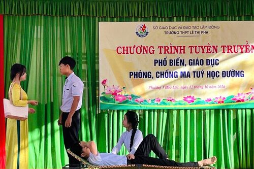 Lâm Đồng đẩy mạnh tuyên truyền phòng, chống ma túy và an toàn giao thông học đường