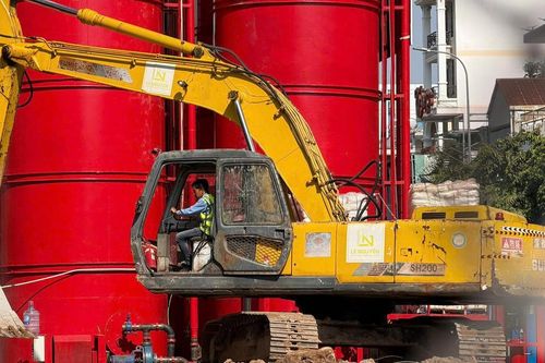 Metro số 2 TP.HCM tăng tốc thi công các nhà ga ngầm