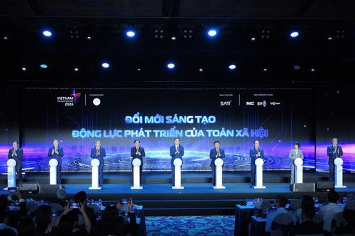 ĐỔI MỚI SÁNG TẠO VÀ CHUYỂN ĐỔI SỐ QUỐC GIA Chuyển từ 'có hoạt động' sang 'có kết quả'