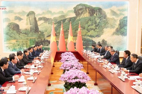 Chủ tịch Quốc hội Trần Thanh Mẫn hội kiến Thủ tướng Trung Quốc Lý Cường