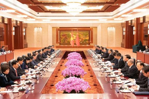 Chủ tịch Quốc hội Trần Thanh Mẫn hội đàm với Ủy viên trưởng Ủy ban Thường vụ Nhân đại toàn quốc Trung Quốc Triệu Lạc Tế