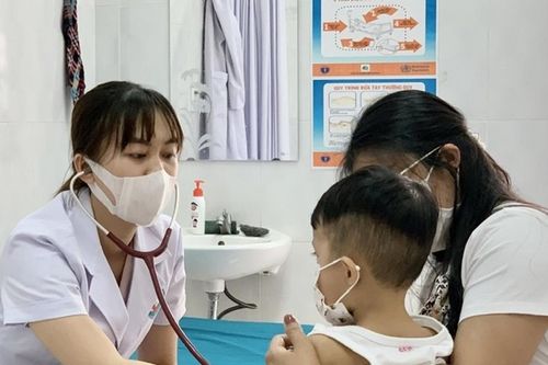 Bệnh tay chân miệng tại TP. Hồ Chí Minh tăng gần 48% trong 1 tuần