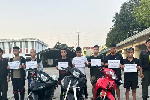 Cảnh sát cơ động liên tục ngăn chặn các nhóm thanh, thiếu niên gây rối