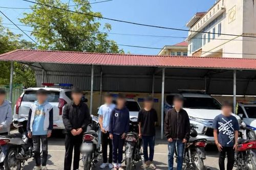 Xử lý 5 trường hợp thanh thiếu niên vi phạm giao thông từ tin báo của người dân