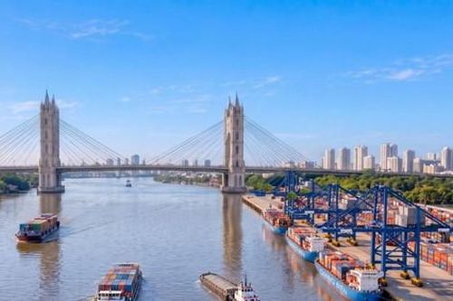 Cảng Giang Biên mở nút kết nối vận tải đa phương thức phía Đông Hà Nội