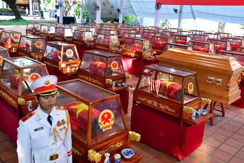 TPHCM truy điệu, an táng 731 hài cốt liệt sĩ vào sáng 14/10