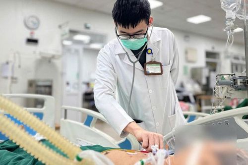 Cúm A biến chứng suy hô hấp siêu tốc: Đừng đo độ nguy hiểm bằng cơn sốt