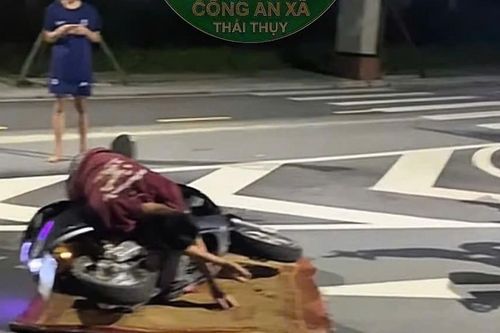 Dàn dựng TNGT giả, nam sinh quay video đăng lên mạng để giải trí