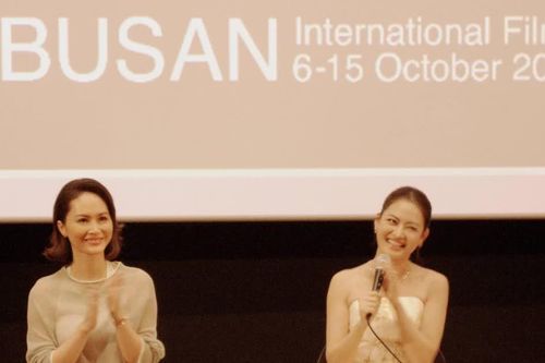 Thùy Anh rơi nước mắt khi xem lại phim của chính mình ở LHP quốc tế Busan
