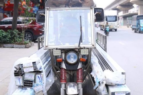 Xử lý xe ba bánh chở thép dài hơn 5m trên đường Quang Trung | ATV ngày 13/10/2026