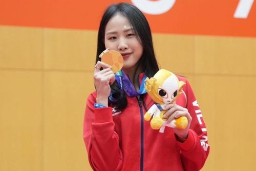 'Cô gái vàng' giúp cầu mây Việt Nam xưng vương ASIAD sau 20 năm