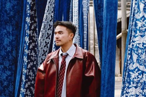 Trầy trật kiếm tiền từ nghề travel blogger