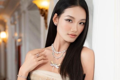 Hoa hậu Quỳnh Anh xin lỗi sau lùm xùm nói xấu đồng nghiệp