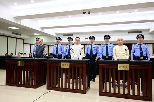 Trung Quốc tuyên án tử hình 3 thành viên gia tộc lừa đảo khét tiếng