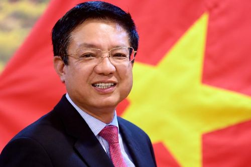 Chính phủ kiến tạo, doanh nghiệp tiên phong thúc đẩy tăng trưởng