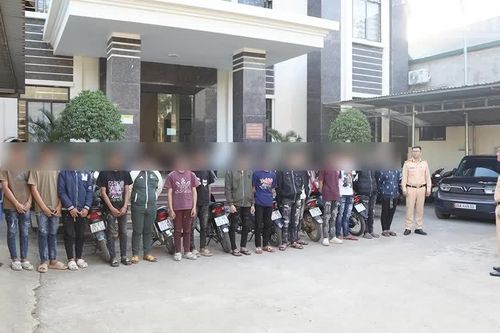 Sơn La xử lý 16 trường hợp vi phạm giao thông