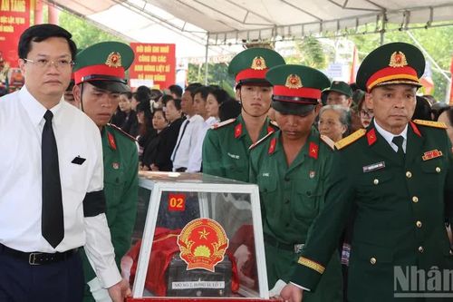 Quảng Ngãi tìm kiếm, quy tập 52 hài cốt liệt sĩ trong 'Chiến dịch 500 ngày đêm'