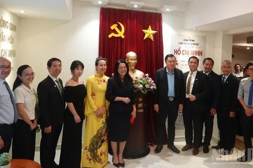 Trải nghiệm không gian văn hóa Hồ Chí Minh tại khách sạn cổ
