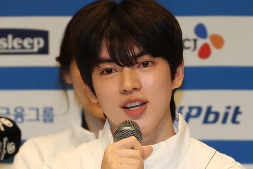 'Mỹ nam đẹp nhất sân trượt băng' Cha Jun Hwan tạm ngừng sự nghiệp thể thao, quay lại diễn xuất?