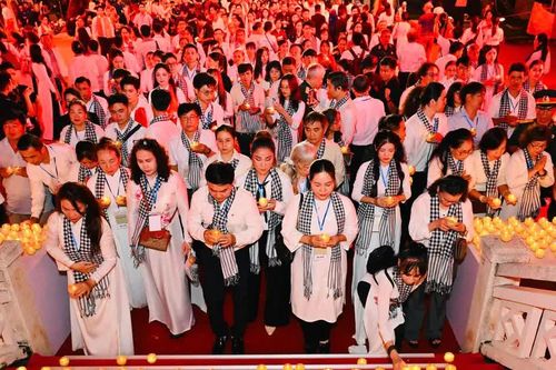 Đêm tri ân xúc động trước ngày tiễn các Anh hùng liệt sĩ về nơi an nghỉ
