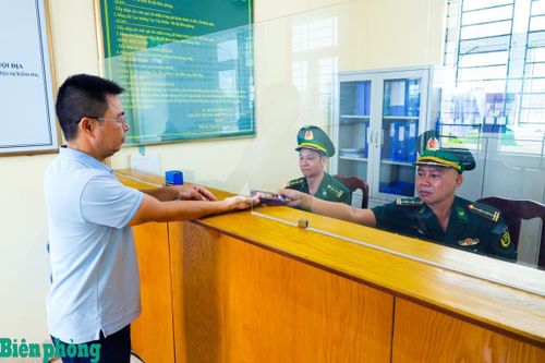 Tăng cường quản lý, đẩy mạnh cải cách thủ tục tại cửa khẩu cảng Cẩm Phả