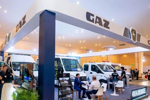 Loạt xe GAZ sản xuất tại Việt Nam lần đầu tham dự triển lãm ô tô Campuchia