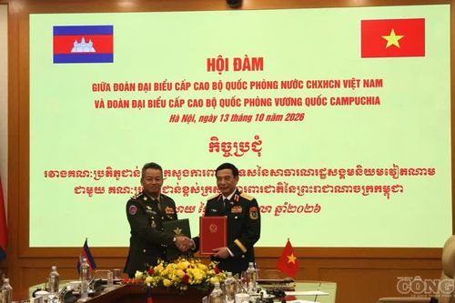 Việt Nam – Campuchia tăng cường hợp tác quốc phòng, củng cố quan hệ hữu nghị