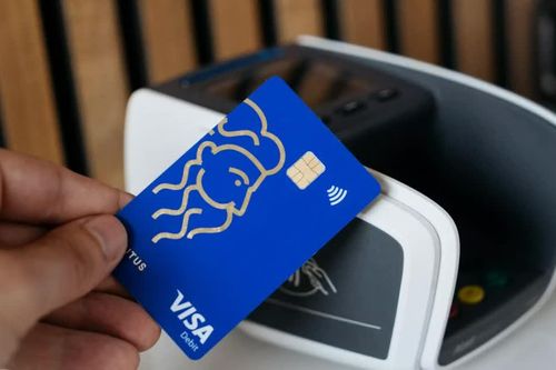 Trung Quốc chấp thuận cho Visa tham gia thị trường thanh toán thẻ nội địa
