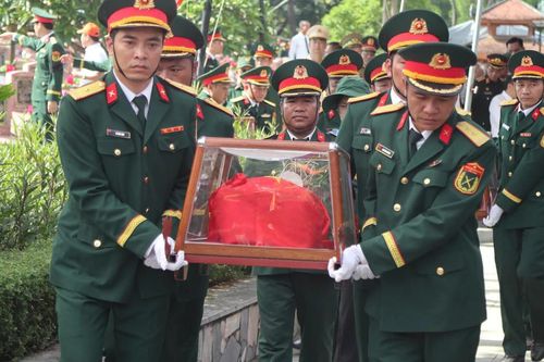 Truyền hình trực tiếp Lễ truy điệu, an táng 1.009 hài cốt liệt sĩ tại 4 địa phương