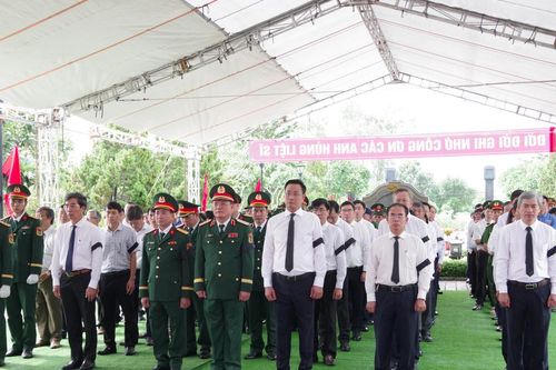 Trang nghiêm lễ truy điệu, an táng 14 hài cốt liệt sĩ tại Hội An