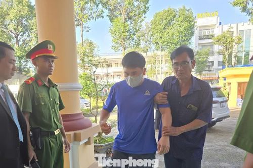 Xét xử tài xế gây tai nạn làm nữ sinh 14 tuổi tử vong: Ông nội 100 tuổi của nạn nhân đến tòa