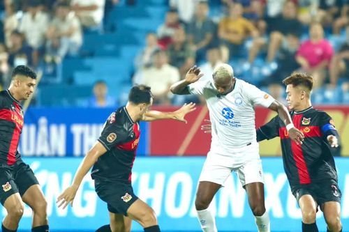 V.League liệu có nổ ra 'bong bóng' ngoại binh?