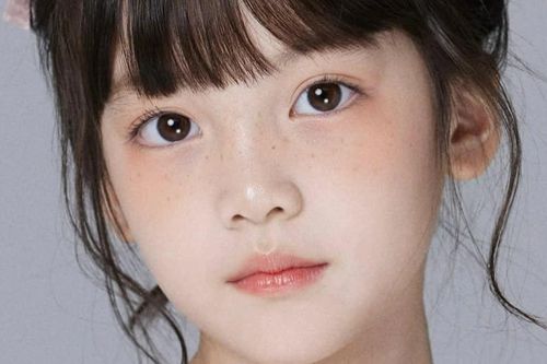 Sao nhí mới 7 tuổi đã mua 6 căn nhà